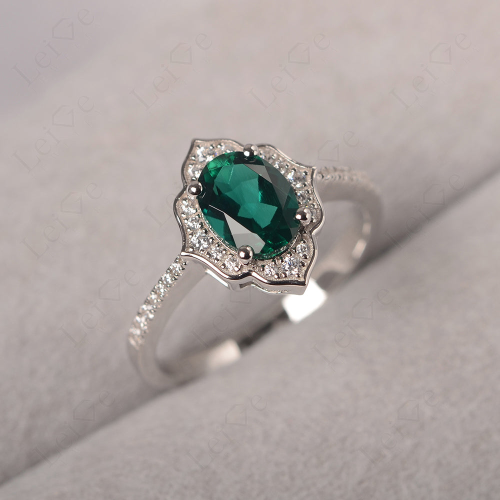 Emerald Vintage Oval Halo Engagement Rings