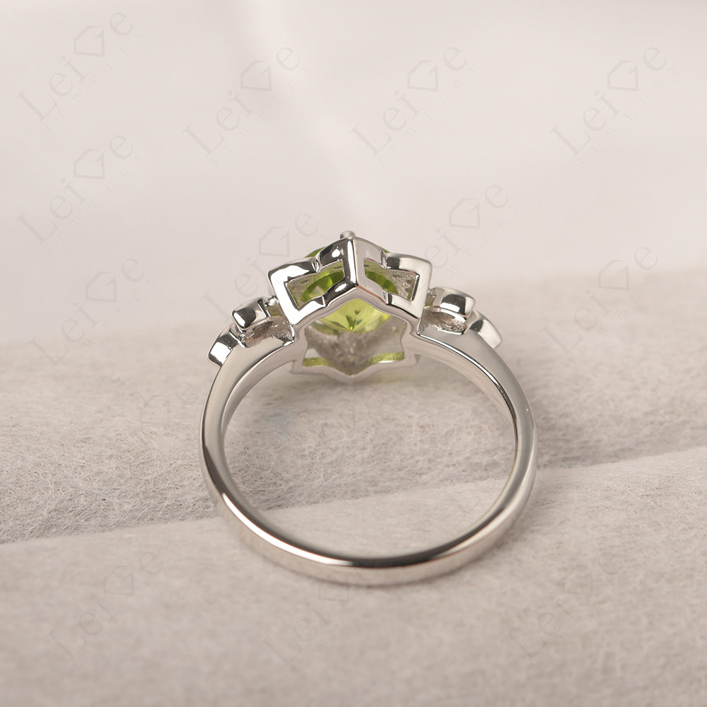 Round Cut Peridot Flower Ring Yellow Gold